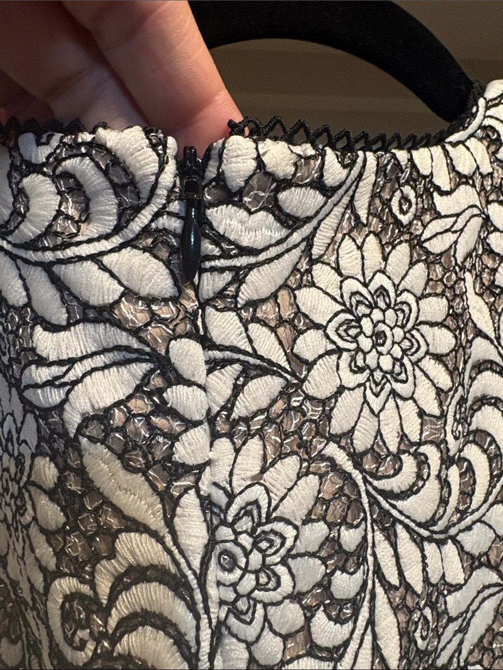 SHAN Black & White Floral Lace-Trim V-Neck Midi Dress - Picture 10 of 12